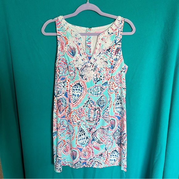Lilly Pulitzer Dresses & Skirts - Lilly Pulitzer Gabby shift dress seashell sz 6 practically new